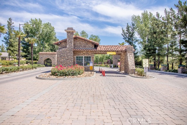 464 Whitney Peak, Beaumont CA: https://media.crmls.org/medias/0fc863c8-142e-403a-88f9-b1d7c3c21187.jpg