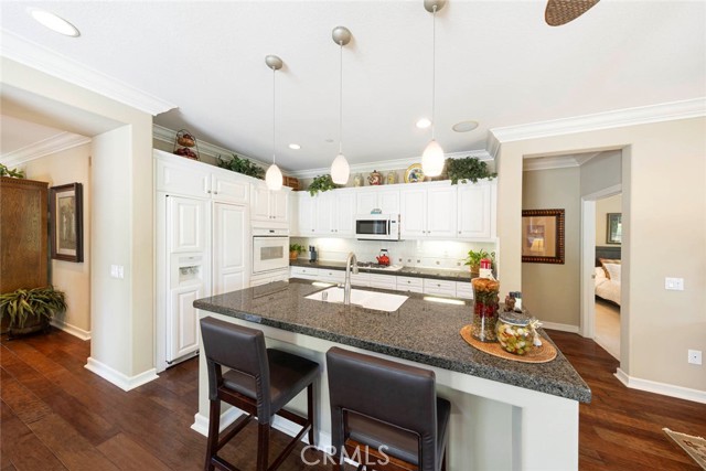 Detail Gallery Image 8 of 36 For 1 Corte Sagrada, San Clemente,  CA 92673 - 2 Beds | 2 Baths