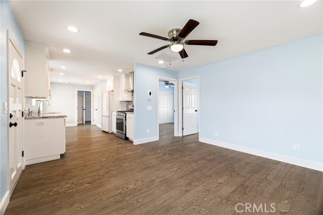 112 E Tehama Street, Orland CA: https://media.crmls.org/medias/0fc98b31-aeb4-4dd5-b6a7-c2c218018411.jpg