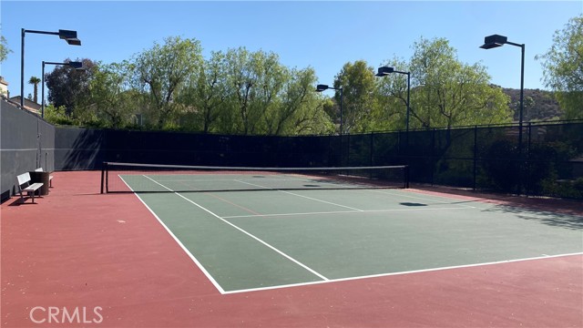 Detail Gallery Image 32 of 33 For 20009 Tanager Ct, Canyon Country,  CA 91351 - 3 Beds | 2/1 Baths