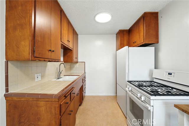 Detail Gallery Image 15 of 45 For 2135 E Florida St #7,  Long Beach,  CA 90814 - 1 Beds | 1 Baths