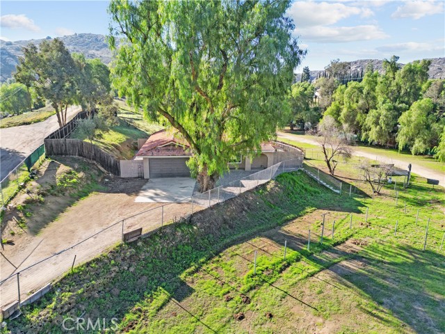 Detail Gallery Image 31 of 31 For 17551 Holden, Perris,  CA 92570 - 4 Beds | 2 Baths