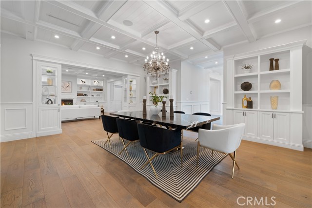 Detail Gallery Image 24 of 59 For 17528 Jayden Ln, Encino,  CA 91316 - 7 Beds | 10/1 Baths