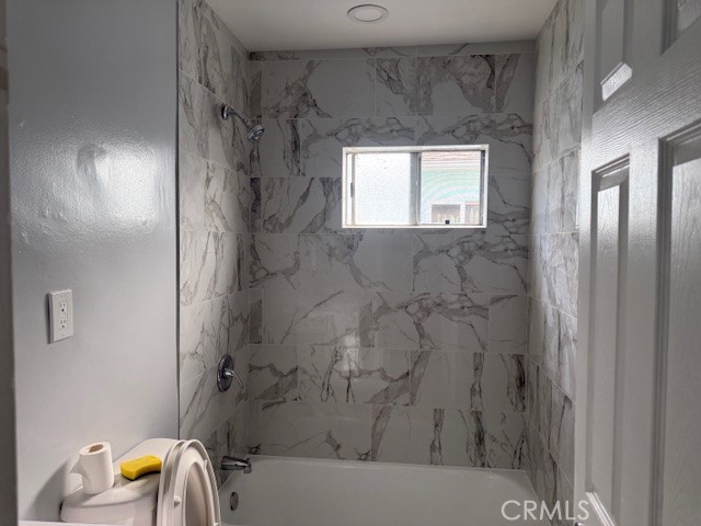 Detail Gallery Image 7 of 10 For 2293 Grand, Long Beach,  CA 90815 - 2 Beds | 1 Baths