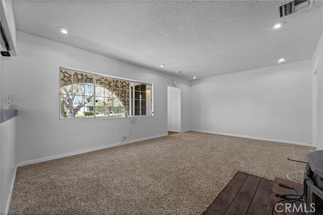 Detail Gallery Image 8 of 29 For 45010 Kingtree Ave, Lancaster,  CA 93534 - 3 Beds | 2 Baths