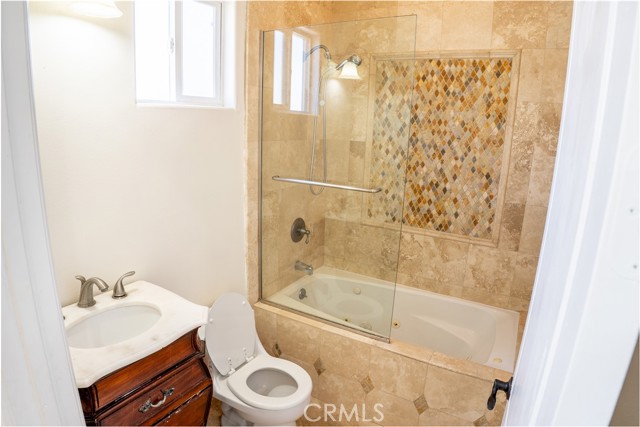 4622 W 131st Street, Hawthorne CA: https://media.crmls.org/medias/0fcb2825-57c1-4679-a90a-f2dce1d30343.jpg