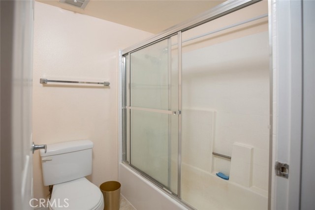 Detail Gallery Image 10 of 31 For 5540 Owensmouth Ave #206,  Woodland Hills,  CA 91304 - 2 Beds | 2 Baths