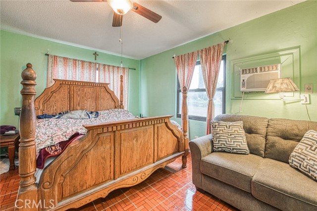 Detail Gallery Image 12 of 75 For 6729 W Clinton Ave, Fresno,  CA 93723 - 5 Beds | 3 Baths