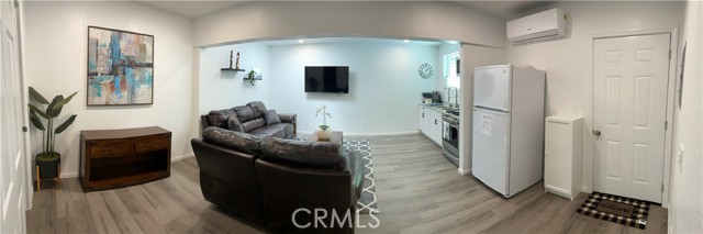 723 N Quince Avenue, Upland CA: https://media.crmls.org/medias/0fce57c0-8338-497d-b33d-c487863ef052.jpg
