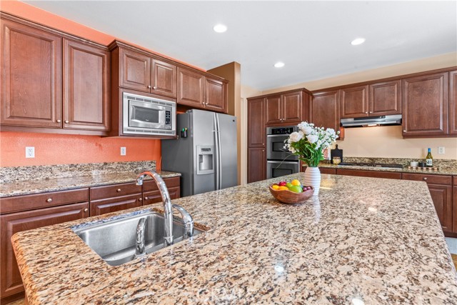 Detail Gallery Image 18 of 55 For 12113 Jonathan Dr, Riverside,  CA 92503 - 4 Beds | 2/1 Baths