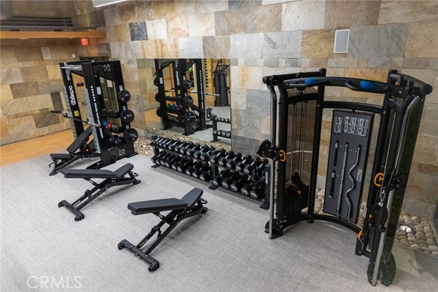 31 Soho, Irvine CA: https://media.crmls.org/medias/0fcf1b43-3b6d-4760-93db-695bc9492cf6.jpg