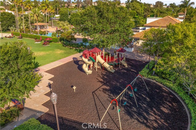 28332 Via Alfonse, Laguna Niguel CA: https://media.crmls.org/medias/0fcfa764-8136-46af-98a5-189a0334db20.jpg
