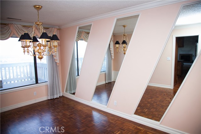 Detail Gallery Image 7 of 38 For 4109 Paseo De Las Tortugas, Torrance,  CA 90505 - 5 Beds | 3/1 Baths