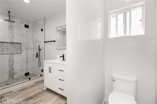 10915 Whitaker Avenue, Granada Hills CA: https://media.crmls.org/medias/0fd02cd3-3091-4fc8-848e-c20ab88c392e.jpg