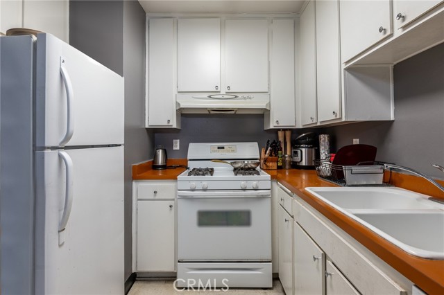 Detail Gallery Image 11 of 26 For 1101 W Macarthur Bld #212,  Santa Ana,  CA 92707 - 1 Beds | 1 Baths