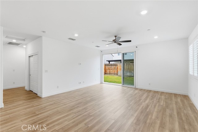 Detail Gallery Image 42 of 47 For 6516 Walkers Glen, Bakersfield,  CA 93313 - 4 Beds | 3 Baths