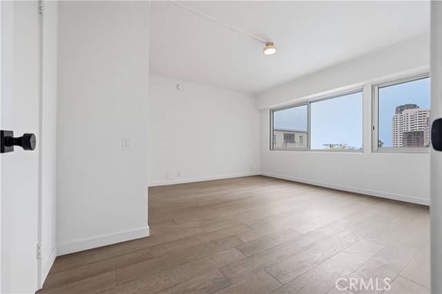 10450 Wilshire Boulevard, 5C photo 29