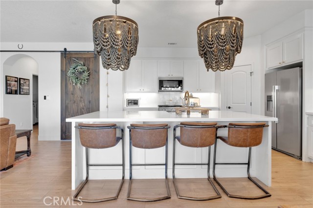 Detail Gallery Image 12 of 71 For 8357 Macron, Oak Hills,  CA 92344 - 4 Beds | 3 Baths