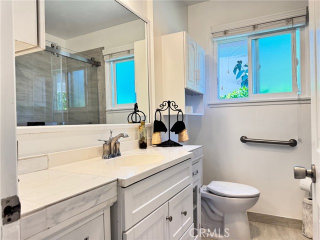 Detail Gallery Image 44 of 69 For 19523 Friar, Tarzana,  CA 91335 - 3 Beds | 2 Baths
