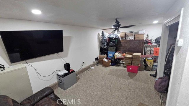 929 E Elizabeth Street, Barstow CA: https://media.crmls.org/medias/0fd3811c-808e-4176-a439-6c36bb89badf.jpg