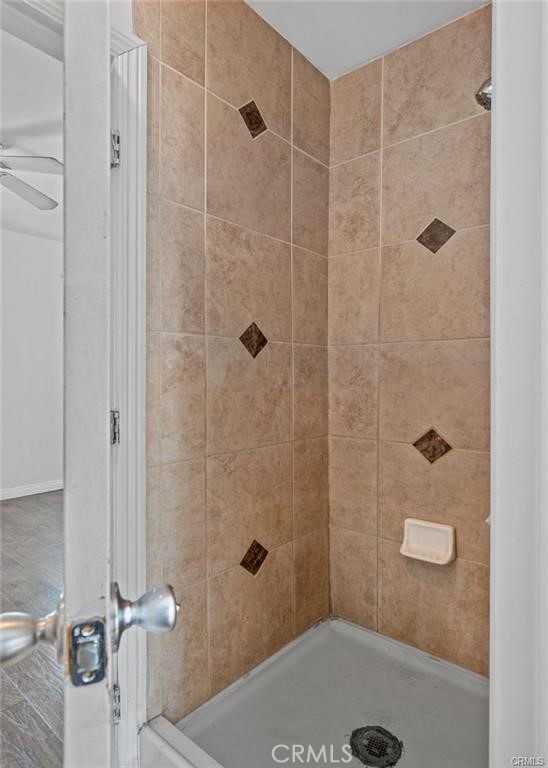 Detail Gallery Image 4 of 26 For 165 N Alessandro Ave, San Jacinto,  CA 92583 - 5 Beds | 2/1 Baths