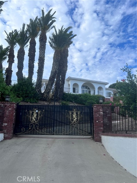 This is what you call Tranquility with privacy and a Million Dollars nautical view.