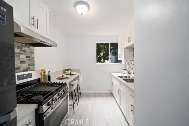 617 Cedar Avenue, Long Beach CA: https://media.crmls.org/medias/0fd42d35-3185-4f7f-9d35-bd3443bc8cf6.jpg