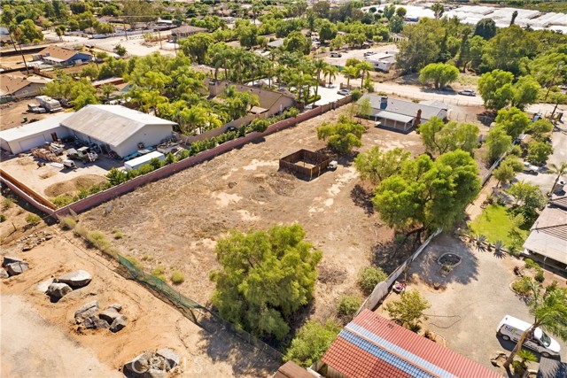 Detail Gallery Image 7 of 24 For 18920 Nandina, Riverside,  CA 92508 - 4 Beds | 2 Baths