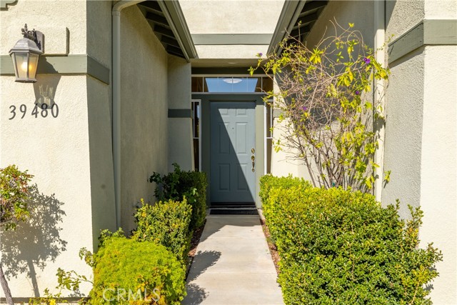 Detail Gallery Image 3 of 61 For 39480 Almaden Cir, Murrieta,  CA 92563 - 3 Beds | 2 Baths