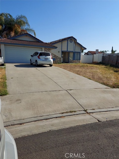3195 Weatherby Dr, Riverside, CA 92503
