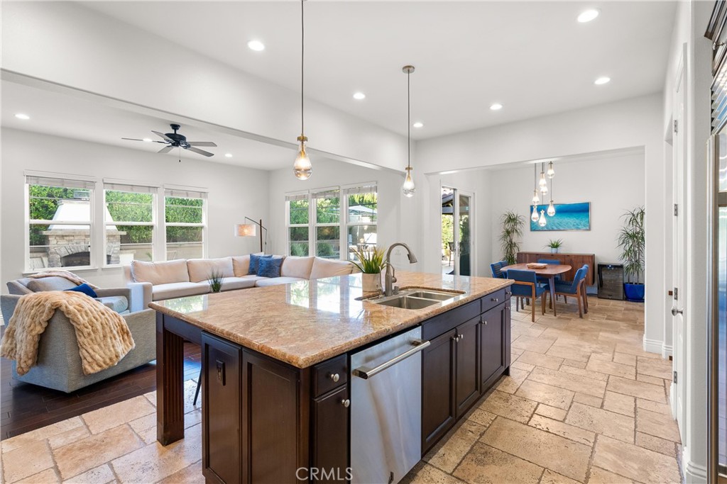 MLS #OC25244940 image #19