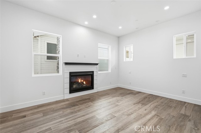 Detail Gallery Image 21 of 45 For 617 N Irena Ave #C,  Redondo Beach,  CA 90277 - 5 Beds | 3/1 Baths