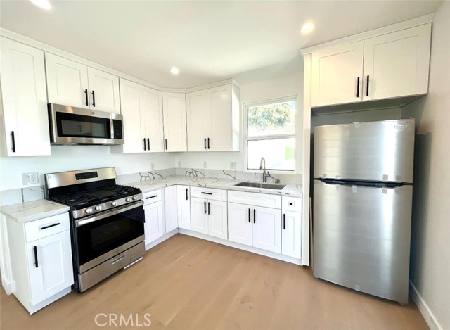 624 W 38th Street, San Pedro CA: https://media.crmls.org/medias/0fd6586d-bfb9-4ddc-b906-7f8e68a55187.jpg