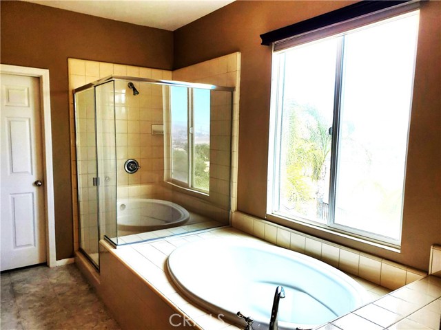 Detail Gallery Image 28 of 34 For 30160 Holmby Ct, Castaic,  CA 91384 - 4 Beds | 3 Baths