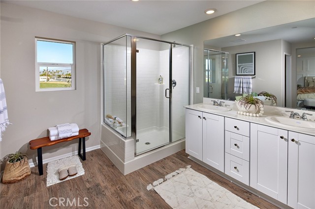 Detail Gallery Image 7 of 12 For 1332 Memorial Ave, Hemet,  CA 92543 - 4 Beds | 3/1 Baths