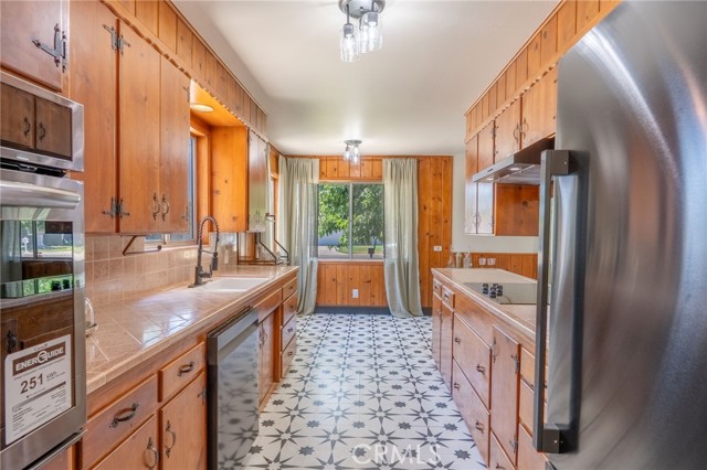 Detail Gallery Image 14 of 29 For 3242 Laura Ave, Merced,  CA 95340 - 3 Beds | 1/1 Baths
