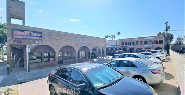 725 South Glendale Avenue photo 3