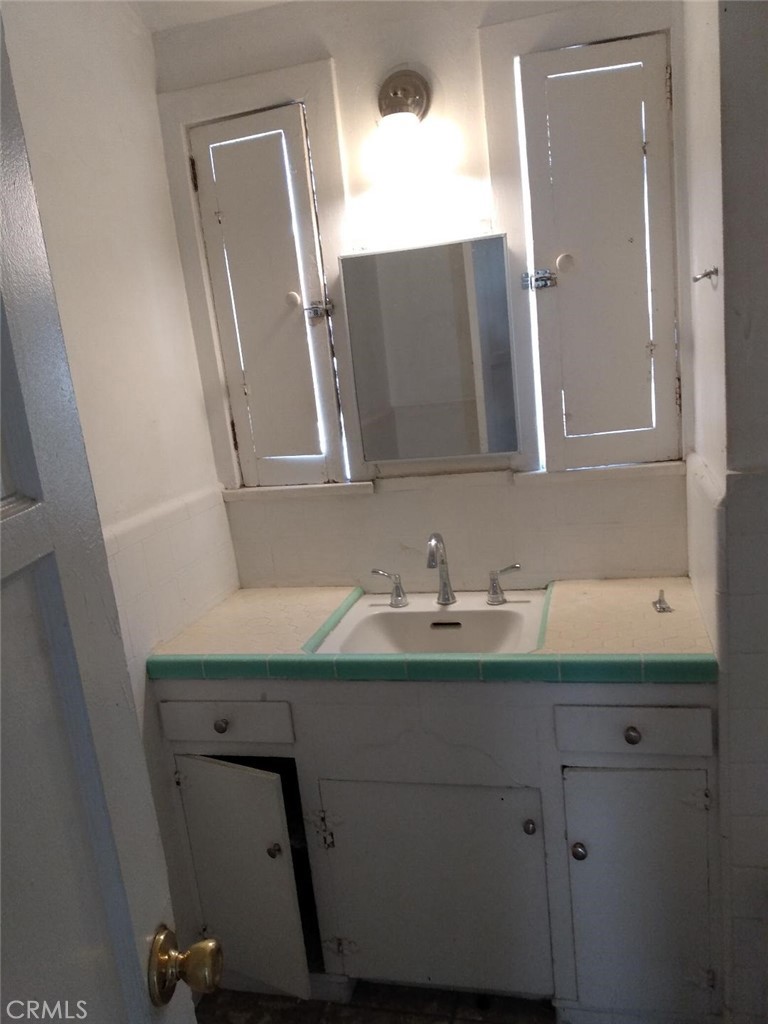 0Fd88B31 Fbc5 4C4E 8A12 C19C4133A89D A Hadley Street, Whittier, Ca 90601 &Lt;Span Style='BackgroundColor:transparent;Padding:0Px;'&Gt; &Lt;Small&Gt; &Lt;I&Gt; &Lt;/I&Gt; &Lt;/Small&Gt;&Lt;/Span&Gt;