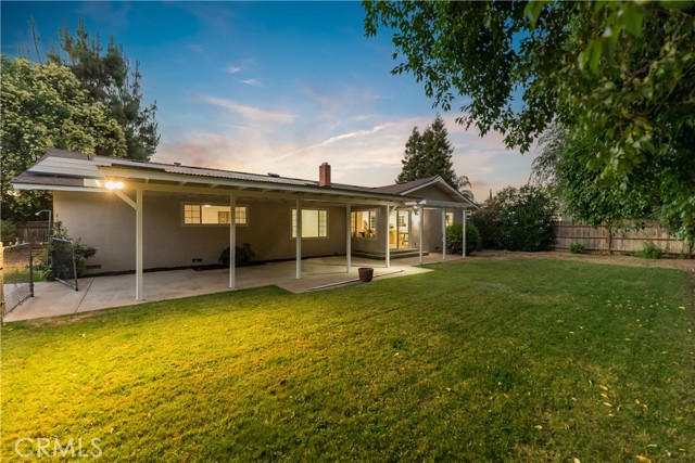 6330 N Wilson Avenue, Fresno CA: https://media.crmls.org/medias/0fd8de6a-0c7d-4ec2-a13d-0a6f5af87d24.jpg