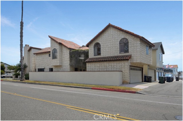 627 19th Street, Huntington Beach CA: https://media.crmls.org/medias/0fda5073-a1bc-4228-8be9-c327a63d545e.jpg