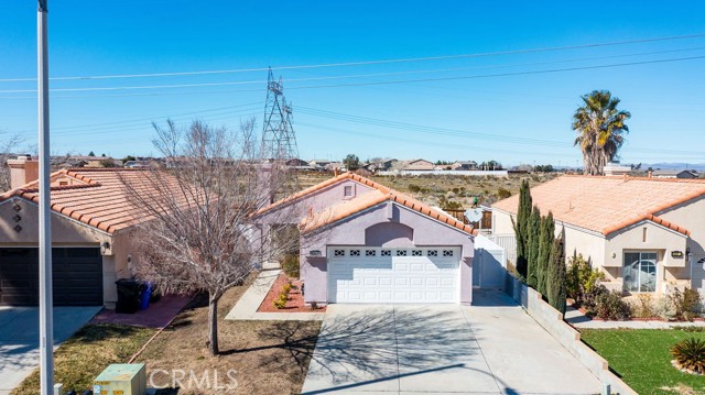 Detail Gallery Image 1 of 1 For 13566 Monterey Way, Victorville,  CA 92392 - 3 Beds | 2 Baths