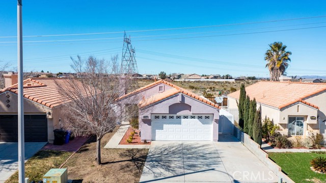 Detail Gallery Image 1 of 1 For 13566 Monterey Way, Victorville,  CA 92392 - 3 Beds | 2 Baths