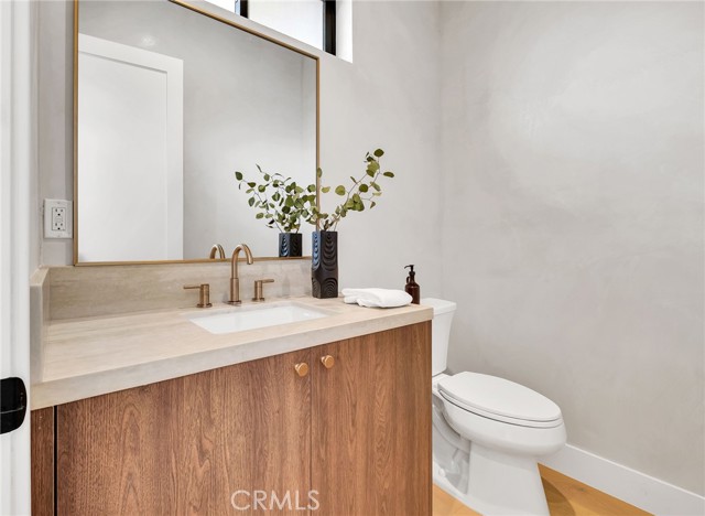 Powder room