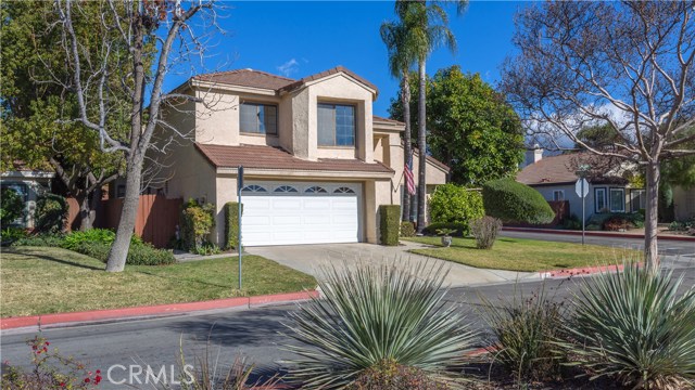 1323 Running Creek Ln, Upland, CA 91784