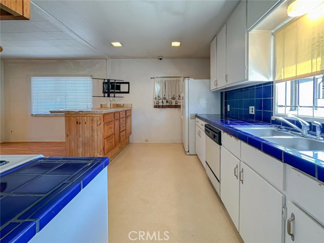 7029 4th Avenue, Los Angeles CA: https://media.crmls.org/medias/0fdc0522-a67e-4579-8ffa-f99ba7de8abb.jpg