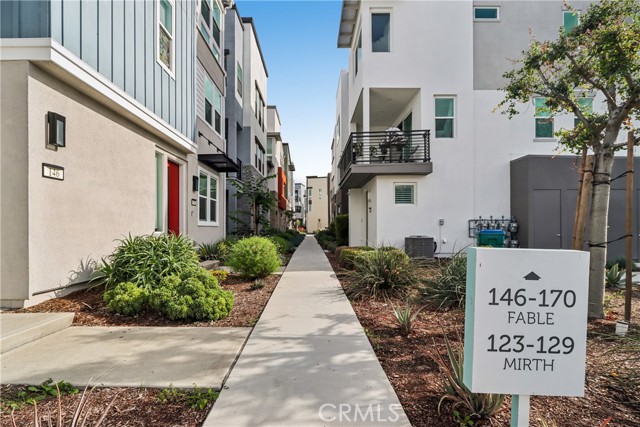 170 Fable, Irvine CA: https://media.crmls.org/medias/0fdc3af0-25ad-4a1c-9fef-0c54207b9f7d.jpg