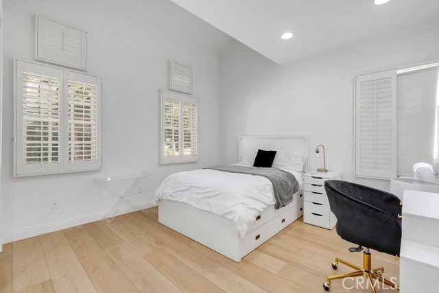 Detail Gallery Image 18 of 24 For 23024 Park Veneto, Calabasas,  CA 91302 - 4 Beds | 2/1 Baths