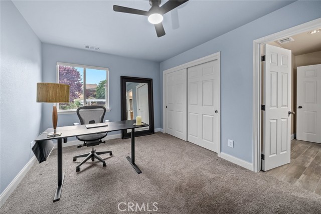 332 Susannah Lane, Paso Robles CA: https://media.crmls.org/medias/0fddfe13-6d13-427d-ac20-8a6e4f2e5f8d.jpg