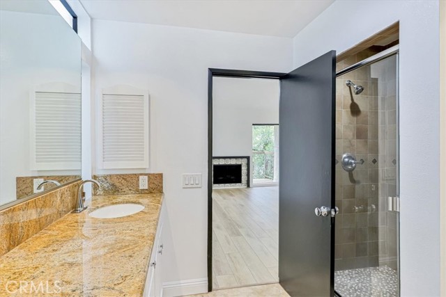23467 Park Sorrento, Calabasas CA: https://media.crmls.org/medias/0fde13ed-8eb5-4c23-b6dc-33afd57ba082.jpg