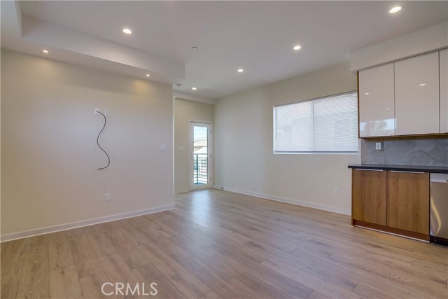 Detail Gallery Image 12 of 48 For 4638 Lomita St, Los Angeles,  CA 90019 - 4 Beds | 4/1 Baths